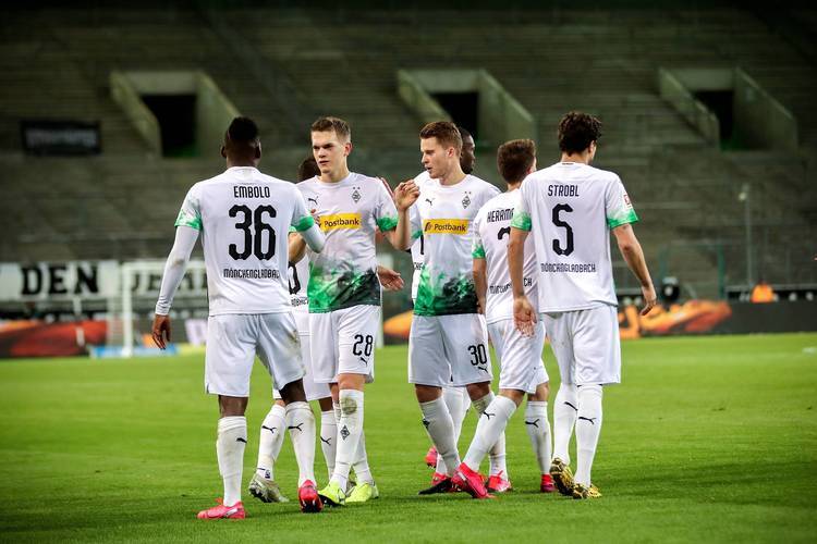 关于法兰克福迎德甲关键赛；窗口期防线松动；球迷炸锅；阵容厚度经受考验的信息-半岛体育全站