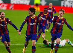 包含西甲集结日走向成谜；成都蓉城防线松动；压力陡增；心理建设被强调的词条